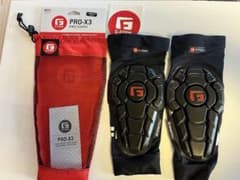 新品未使用　G-Form PRO-X3 ニーガード Youth L/XLのサムネイル