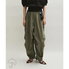★本日限定価格★アダムエロペ　ナイロンパンツ　撥水トリコットパラシュートパンツのサムネイル