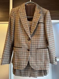 バーバリー　Burberry ジャケット&スカート バーバリー セットアップ ジャケット スカート - メルカリ