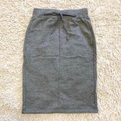 未使用 GU スウェットタイトスカートのサムネイル