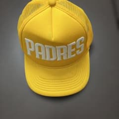【希少】PADRES ぺトコ・パーク開幕2戦目入場者特典キャップ イエローのサムネイル