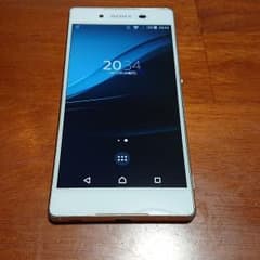 XperiaZ4 スマートフォン本体 SoftBankのサムネイル