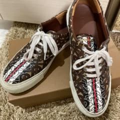 Burberry スニーカーのサムネイル