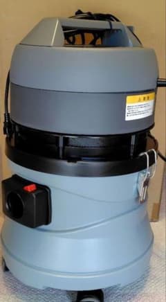 ペンギン Wet Vac H-12AC コード式 ウエットバキューム 中古美品 u*1様 ペンギン Wet Vac H-12AC コード式 ウエットバキューム - メルカリ