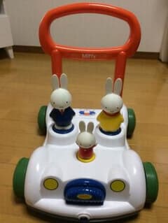 ミッフィー 手押し車のサムネイル