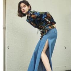 EMODA 今期 オープンネックブラウスのサムネイル