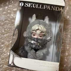 POPMART XG スカルパンダ ぬいぐるみペンダント 【正規品】のサムネイル