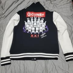 CUNE スタジャン 21周年記念 ウサギ柄のサムネイル