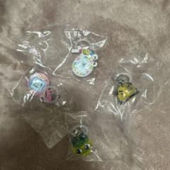 たまごっち　めじるしアクセサリー　4コセットのサムネイル
