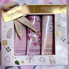 ロクシタン ハンドクリーム フローラル ハンドトリオ