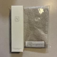 N organic モイスチュア&バランシング ハンドクリーム ハンカチセットのサムネイル
