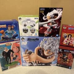 ワンピース フィギュア まとめ売り 7点セット - メルカリ