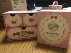 シルバニアファミリー ドレッサーボックスのサムネイル
