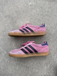 adidas Gazelle ピンク ガムソール スニーカーのサムネイル