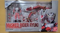 S.H.Figuarts 仮面ライダー龍騎&ドラグレッダー ※パッケージ難あり 
