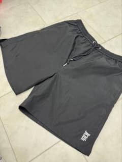 Kith ショートパンツ ブラック - メルカリ