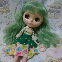 ブライス エンチャンテッドペタルのサムネイル