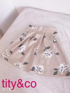 tity&coの花柄膝上スカート♡のサムネイル