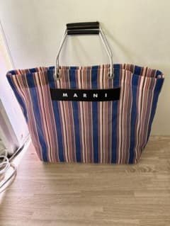 マルニ　MARNI  売り切り！のサムネイル
