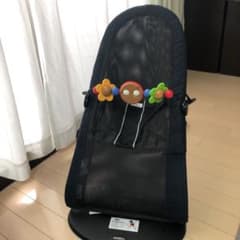 【うにさま専用】ベビービョルン　バウンサー　メッシュ　黒　おもちゃ付きのサムネイル