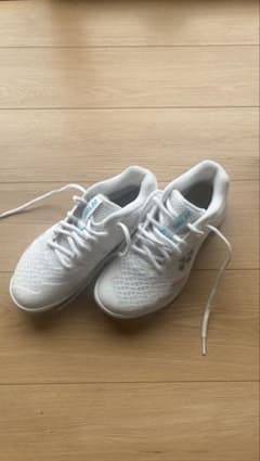 YONEX 23.5cm アクセルミッドバドミントンシューズのサムネイル