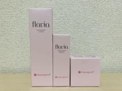 flavia フラビア 化粧品のサムネイル