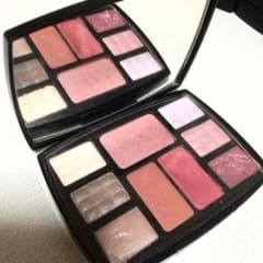 シャネル☆メイクパレット チーク&口紅グロス&アイシャドウセットのサムネイル