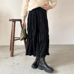 nugu クリンクルプリーツロングスカート　美品のサムネイル