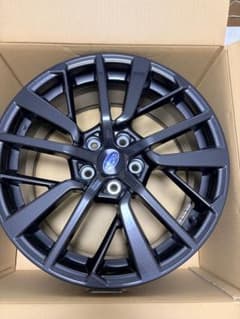 （taichan様専用)【新車外し】WRX S4 VBH純正ホイール18インチ③のサムネイル