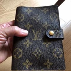 ルイヴィトン 手帳カバー モノグラムのサムネイル
