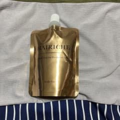 ヘアリシェ　薬用スカルプエッセンスのサムネイル