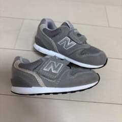 New Balance 996 キッズ スニーカー グレーのサムネイル