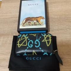 早い者勝ち!　値下げ　GUCCI Ghost ☆ コインケース ミニ財布のサムネイル