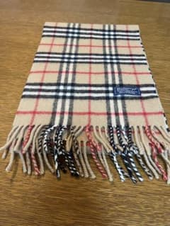 専用です✨美品Burberryマフラー　ラムウール100%のサムネイル