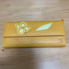 長財布のサムネイル