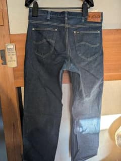 Lee ダークブルー ストレートデニムのサムネイル