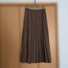 UNIQLO チェック柄 プリーツスカート ブラウン Mのサムネイル