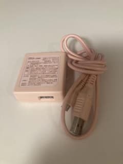 【国内／海外OK】au 共有アダプター充電器 ピンク＆白　2個セットのサムネイル