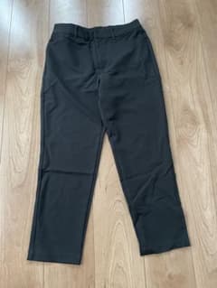 レディース パンツ ブラック シンプルのサムネイル