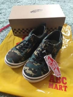 VANS 迷彩柄　スニーカー　22センチのサムネイル