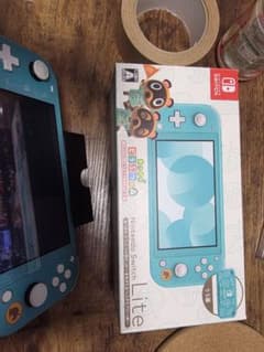 Nintendo Switch Lite どうぶつの森デザインのサムネイル