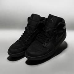 Nike Air Jordan 1 Mid Triple Black 27.5㎝ - メルカリ