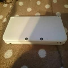 ニンテンドー 3DSLL 本体 充電器付のサムネイル