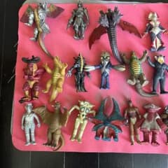 ウルトラ怪獣 ソフビ フィギュア 19体のサムネイル