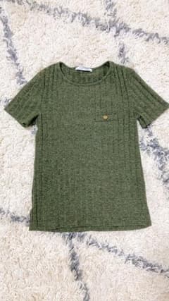 ZARA  半袖トップス　カーキのサムネイル