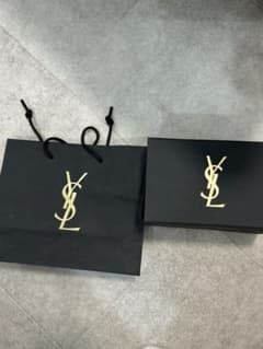 Yves Saint Laurent ギフトボックス ショップ袋のサムネイル