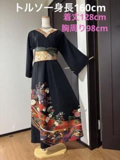 彩　着物リメイク♪ 化繊黒留袖からタックワンピース❣️のサムネイル
