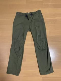 【NIKE】 ナイキ チノパン XL オリーブ色のサムネイル