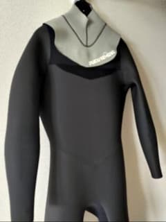 美品　FUTURE WAVE　フューチャー　セミドライウェットスーツ 5×3