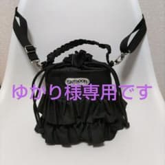 OUTDOOR PRODUCTS フリル ショルダーバッグ ブラックのサムネイル